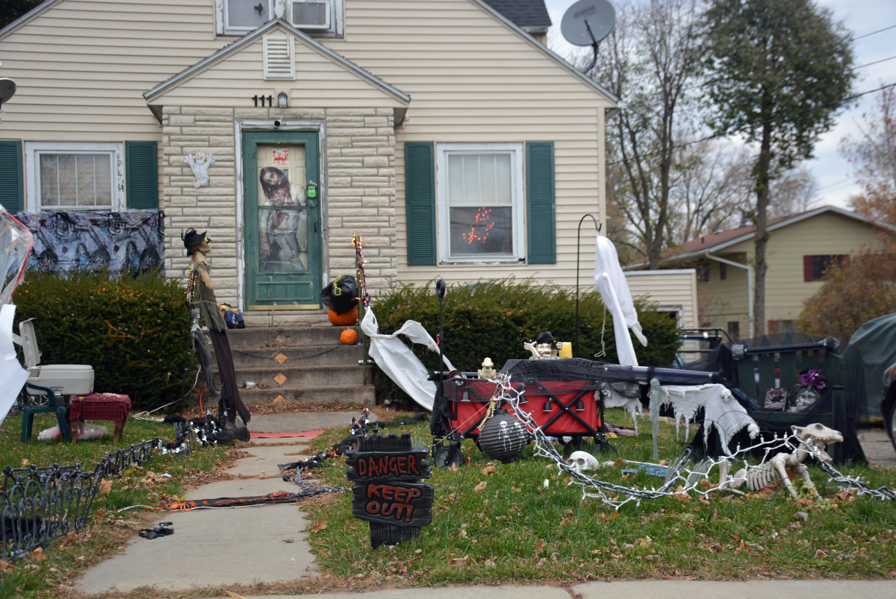 110520-star-news-halloween41.jpg